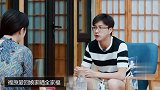 福原爱回娘家晒全家福，江宏杰成贴心奶爸，宝宝的表情太可爱