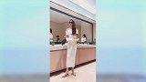精致的女人偏爱紧身裤搭配时尚又迷人