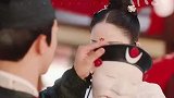 佳节美景，自然是要和喜欢的人在一起了