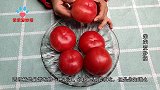 经常吃西红柿，千万不要和这3种食物同吃，后果很严重，叮嘱家人