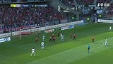 第57分钟甘冈球员科科射门
