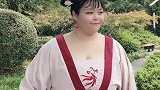 一见钟情的原因就是，我的眼里只有你