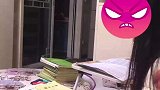 学生成绩考得不理想，女老师连夜模拟怎么训话