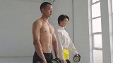模特不是职业健美选手，会刻苦训练，但方向不同，健身不只是狭隘的大肌肉健身 新春运动汇 节后突击减脂挑战