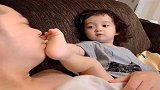 父女俩决裂的瞬间，果然女人生气是不分年龄的，这下爸爸懵了