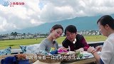 郎朗看吉娜在床上，忍不住从后面扑上去，导演组救场都来不及