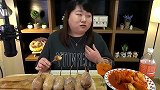 韩国胖妞试吃自制热狗，这一身肉不是白长的