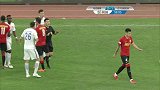 王皓后退中踩到奥斯卡脚踝 辽足悍将不断致歉化解球场冲突