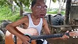 菲律宾男子患神秘怪病脸肿3倍 五官变形双目失明