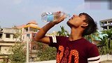 国外恶搞视频合集，喝水也要被欺负，真是太惨了