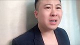 从来没想过如此的卑微，连语气都是温柔善良的，害怕你突然转身走开，留下我一个人在这寂寞的城市里……