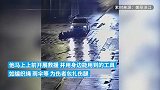 用编织绳和雨伞固定！骨科医生路遇车祸上演“教科书式”救援