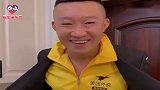 金毛找狗狗哇塞算算主人的运势，说以后要穿黄马褂，看完忍住别笑