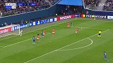 上半场补时第1分钟泽尼特球员阿兹蒙射门 - 打偏
