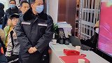 今天选车位，一不小心中了个奖，本命年走鸿运了...