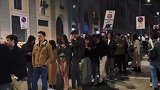 街头为了它半夜排起长队