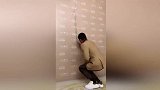 太皮了！古天乐签名似“旋风薯塔” 画圈还带拐弯