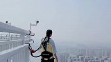 这是谁家的小可爱跑出来了？