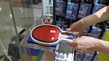 乒乓专卖店的半自动化切割乒乓球胶皮