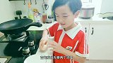 两个鸡蛋，半碗清水，一碗鲜嫩可口的鸡蛋羹就出锅了
