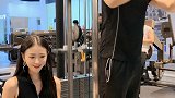健身房美女陪练太调皮了，我还是第一次见