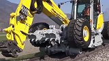 为什么轮式挖掘机能在铁路上行驶？
