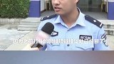 大妈打架时迁附身，盗走对方脖子上金项链，警察看监控10多遍才看出端倪