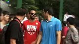 篮球-13年-匹克中国行：帕克与花式篮球队互动 愿来中国打一年球-新闻