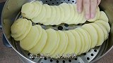 饭店都吃不到的土豆做法，做法简简单单，上桌之后全家疯抢