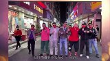 岁万梓良再惹争议！大骂周星驰忘恩负义，疾病缠身还要扮嫩商演