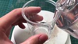 小伙用木头制作吊坠，看完我服了，果然是高手在民间