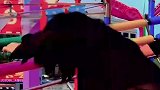 这哥们绝对是人间清醒入怀都能顶得住