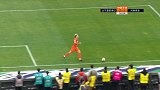 佩莱转身送漂亮长传 金敬道连线格德斯力量过大