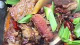 听着这个声音就知道非常好吃#火锅#炖牛肉