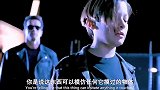 不愧是卡神的经典之作，每个演员都演得非常到位
