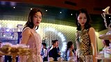 恶毒女孩想用苏打水泼同僚，谁知道泼在了霸道总裁身上，这下尴尬
