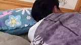 女子使用魔性铃声，呼叫老公起床