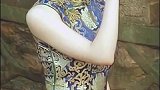 刘亦菲穿旗袍尽显民国风，好优雅的神仙姐姐！