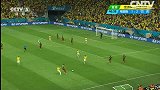 世界杯-14年-小组赛-A组-第3轮-巴西队胡尔克浪费单刀弗雷德再次射门被门将挡出-花絮