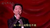 配音：这年头挣钱像接露水那么辛苦！花钱却像流水那么快！扎心了