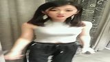 美女今天换了个发型，看着好利索的样子