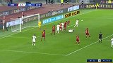 第67分钟AC米兰球员恰尔汗奥卢射门 - 被扑