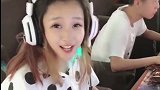 二毛找网管买东西，网管说让她快点吃，没想到竟然是因为这个原因
