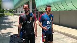 高温+大太阳！西班牙室外训练 阿斯帕斯晒到不想看镜头