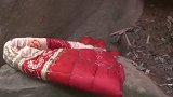四川俩小学生作业未完成 带锅躲山洞3天