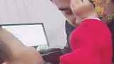 自从得罪了小情人，小情人逮住机会就报复，这才是真正的坑爹