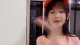 自从生下小情人，爸爸每天都是提心吊胆，小情人还到处放妖