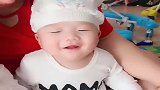 随他爸，随他爸，再丑也没有办法