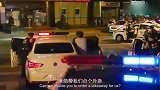 人质待遇不错可以点外卖吃鸳鸯锅！