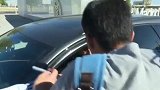 西甲-C罗不在他就是宠儿 本泽马现身训练基地引球迷疯狂-专题